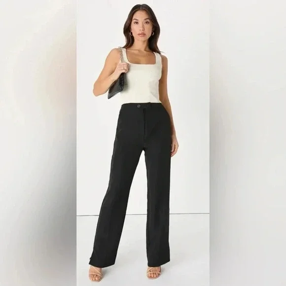 NEW with tags (NWT) Lulu’s Cool Cutie Ivory Vegan Leather Tank Top - Picture 4 of 5